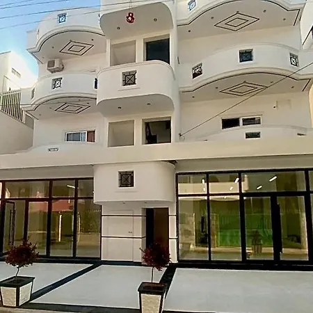 Apartment Ar *