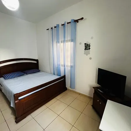 Apartment Ar *